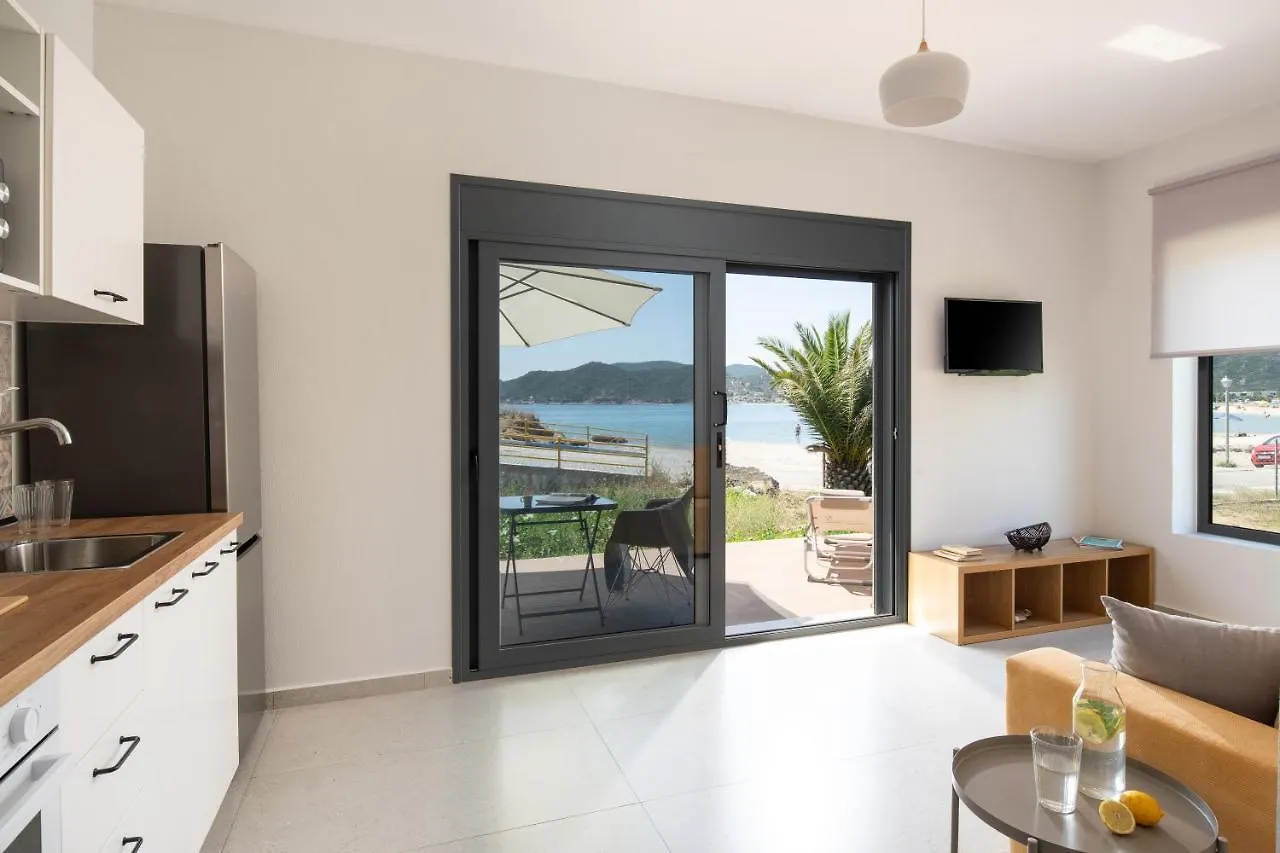 Paralia Sikias Saint John Luxury Seafront 빌라